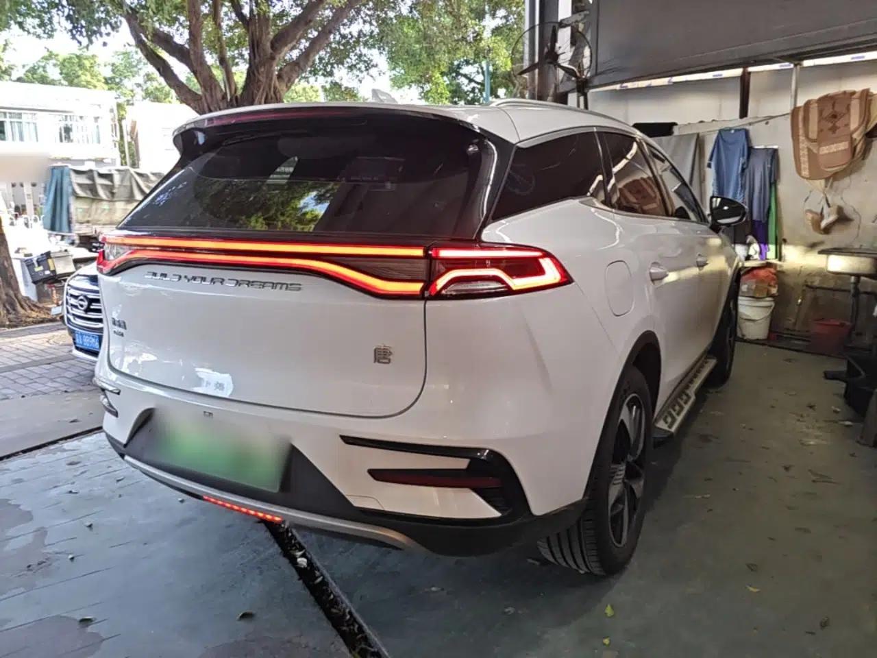 BYD Tang New Energy 2023 DM-i Champion Edition 112KM Prestige Model — миниатюра 6