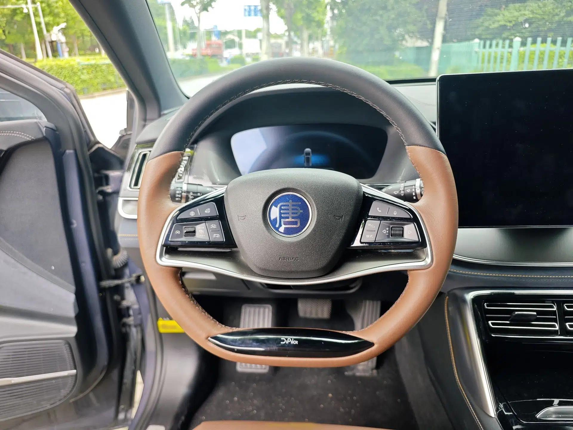 BYD Tang New Energy 2021 DM 2.0T Four-Wheel Drive Performance Edition Prestige Model — миниатюра 35