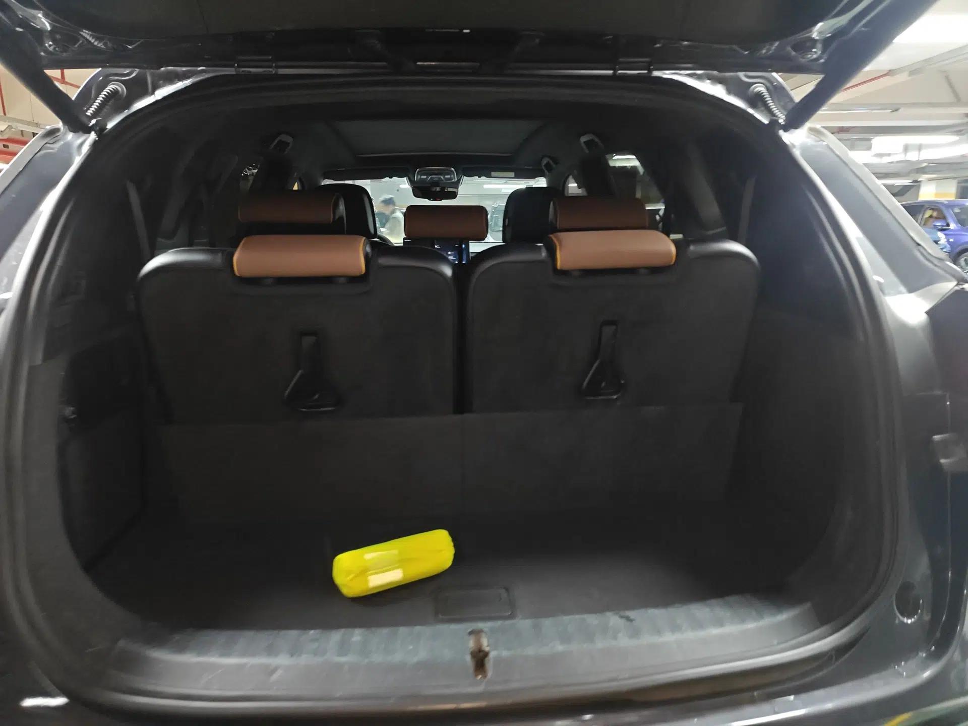 BYD Tang New Energy 2021 DM-i 112KM Prestige Model — миниатюра 22
