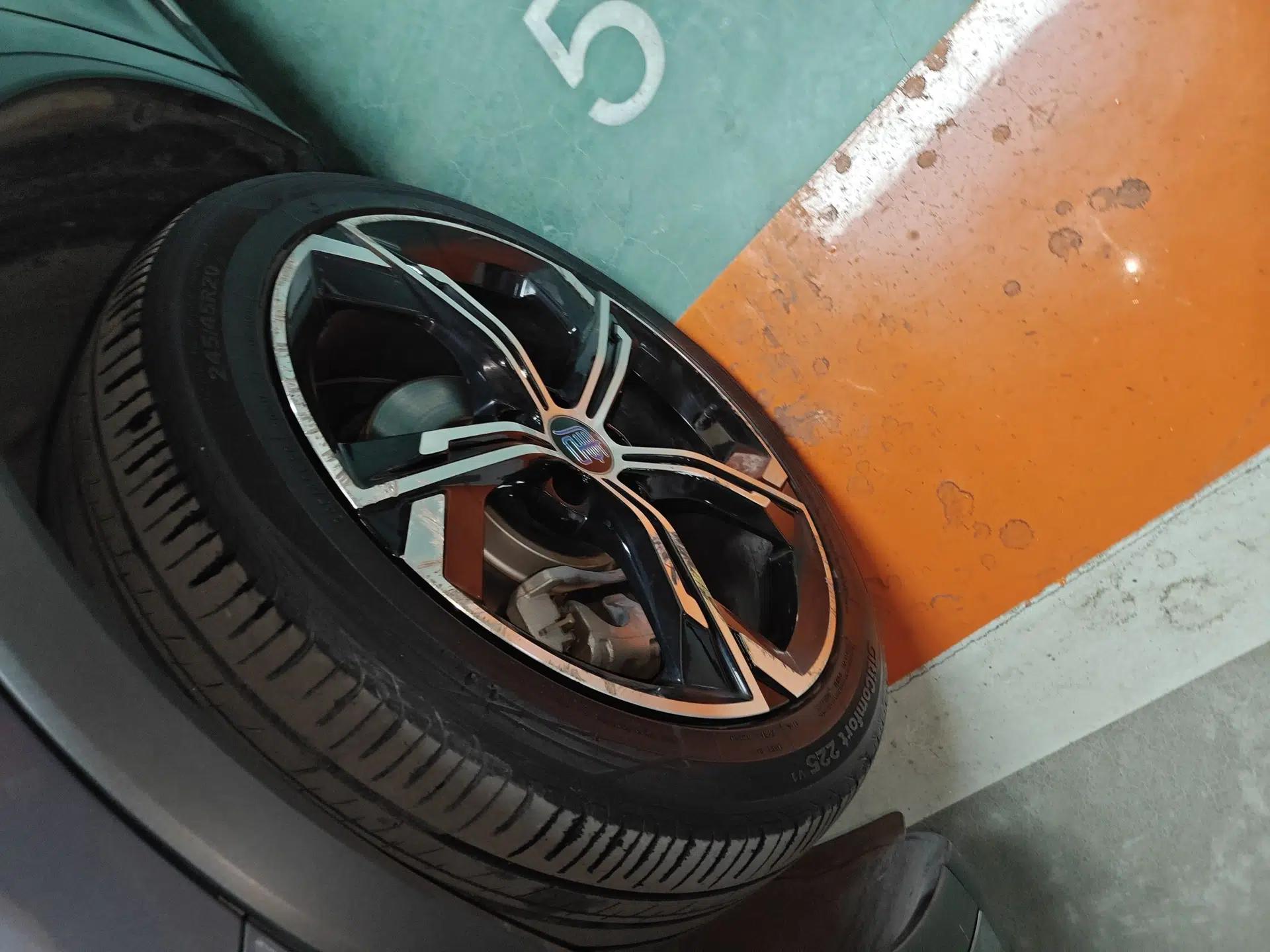 BYD Tang New Energy 2021 DM-i 112KM Prestige Model — миниатюра 10