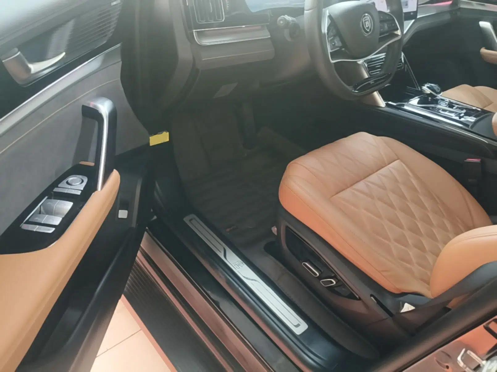 BYD Tang New Energy 2023 DM-i Champion Edition 112KM Prestige Model — миниатюра 23