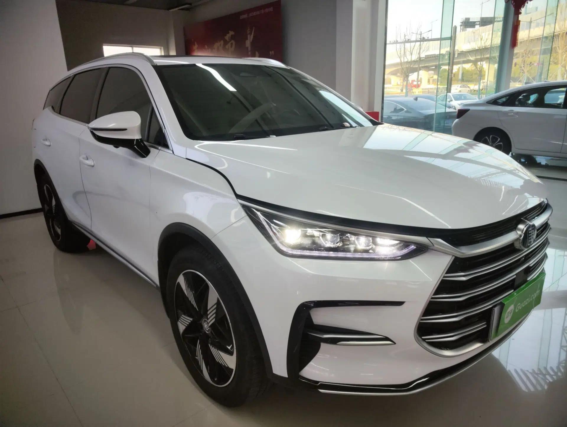 BYD Tang New Energy 2023 DM-i Champion Edition 112KM Prestige Model — миниатюра 3