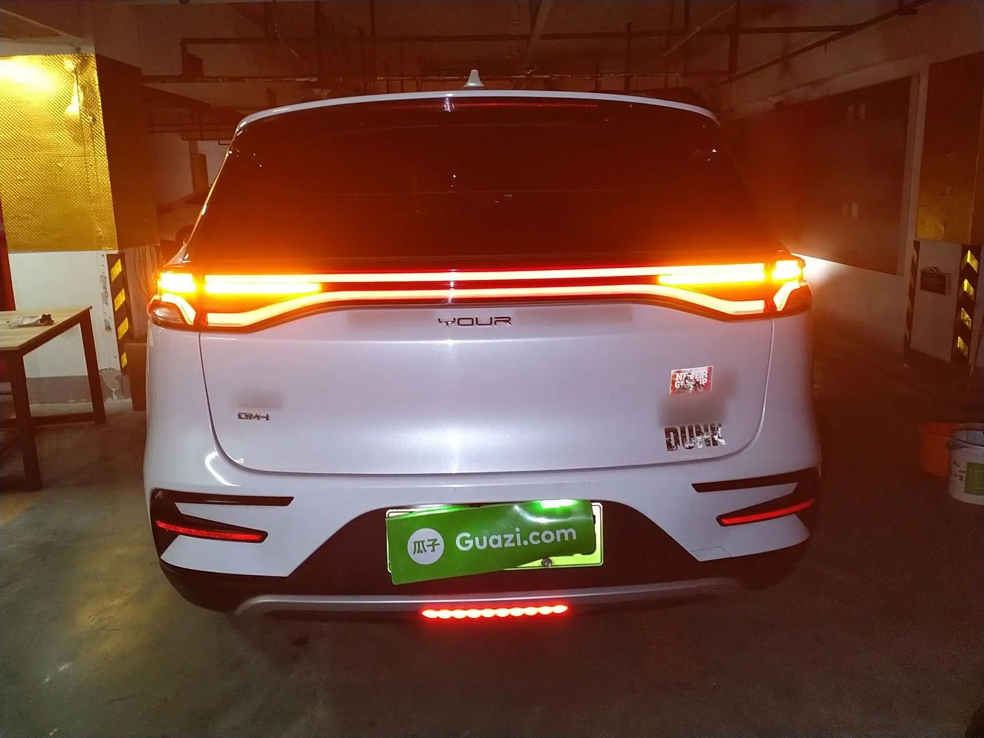 BYD Tang New Energy 2021 DM-i 112KM Prestige Model — миниатюра 3