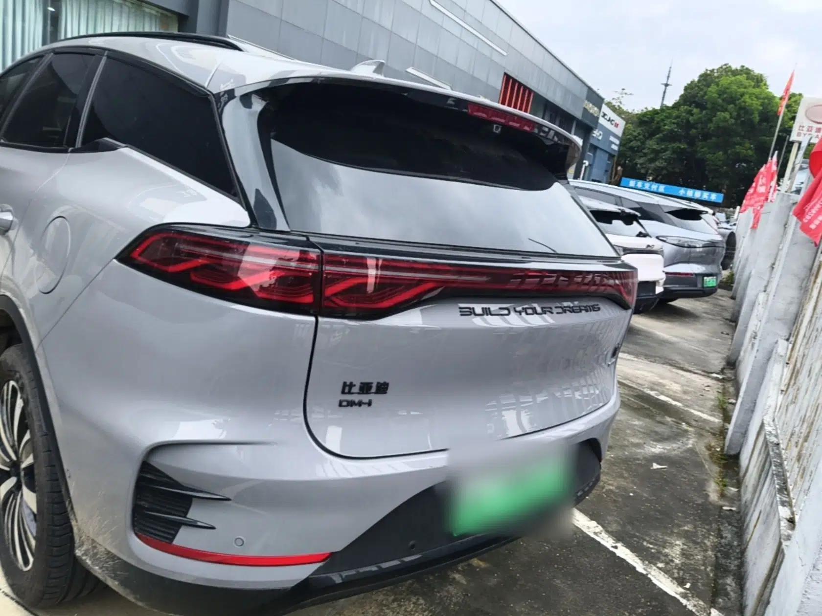 BYD Tang New Energy 2025 Model Smart Drive Version DM-i 175KM Prestige Version — миниатюра 5