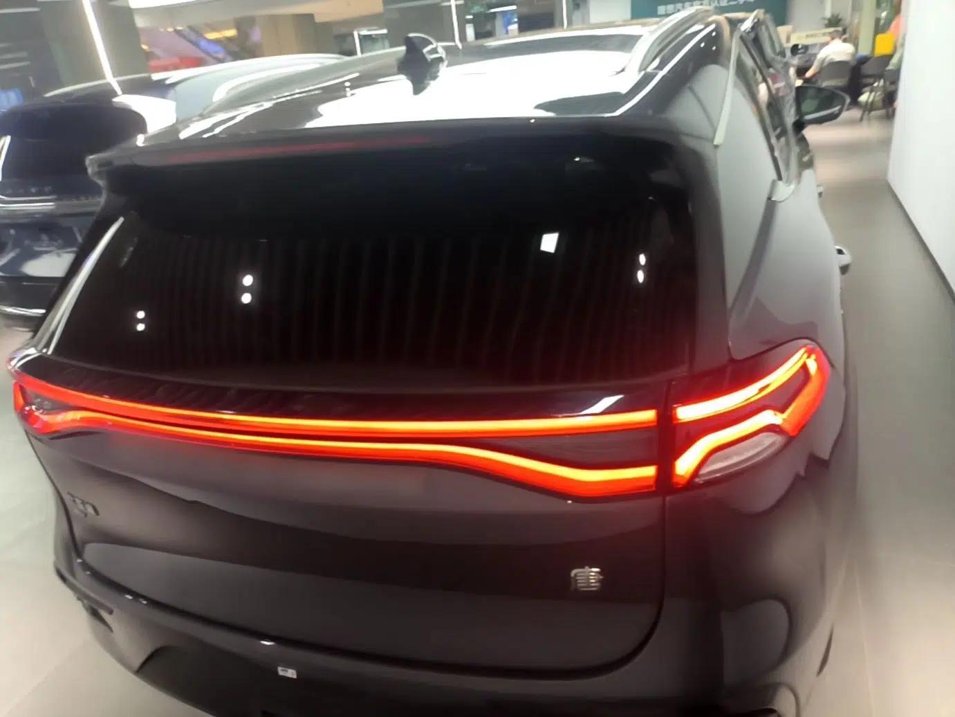 BYD Tang New Energy 2022 EV 600KM Luxury Model — миниатюра 3