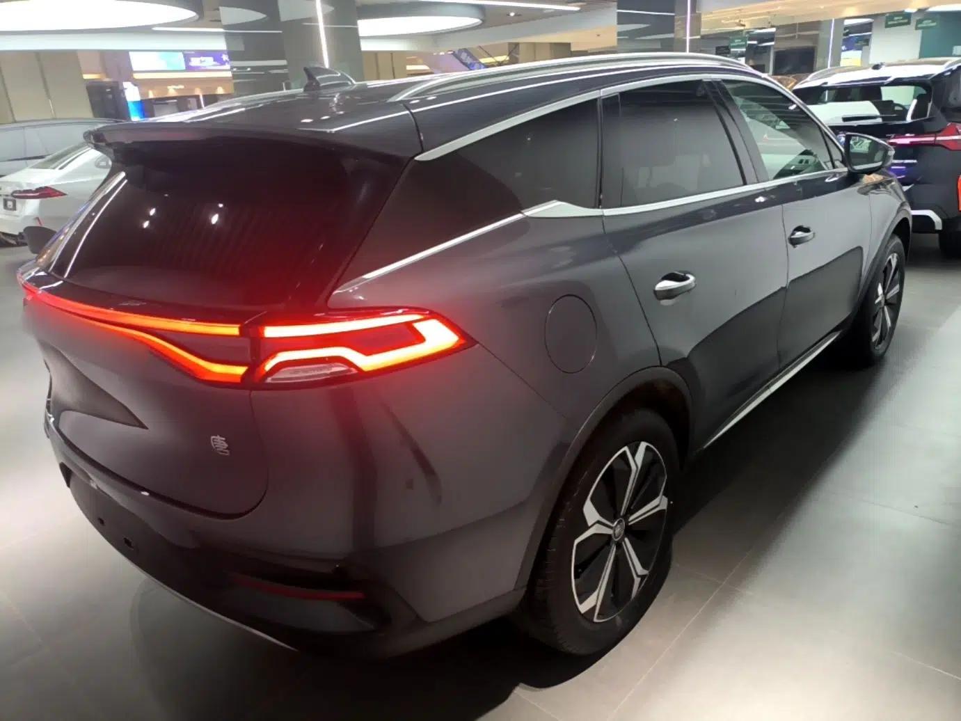 BYD Tang New Energy 2022 EV 600KM Luxury Model — миниатюра 4
