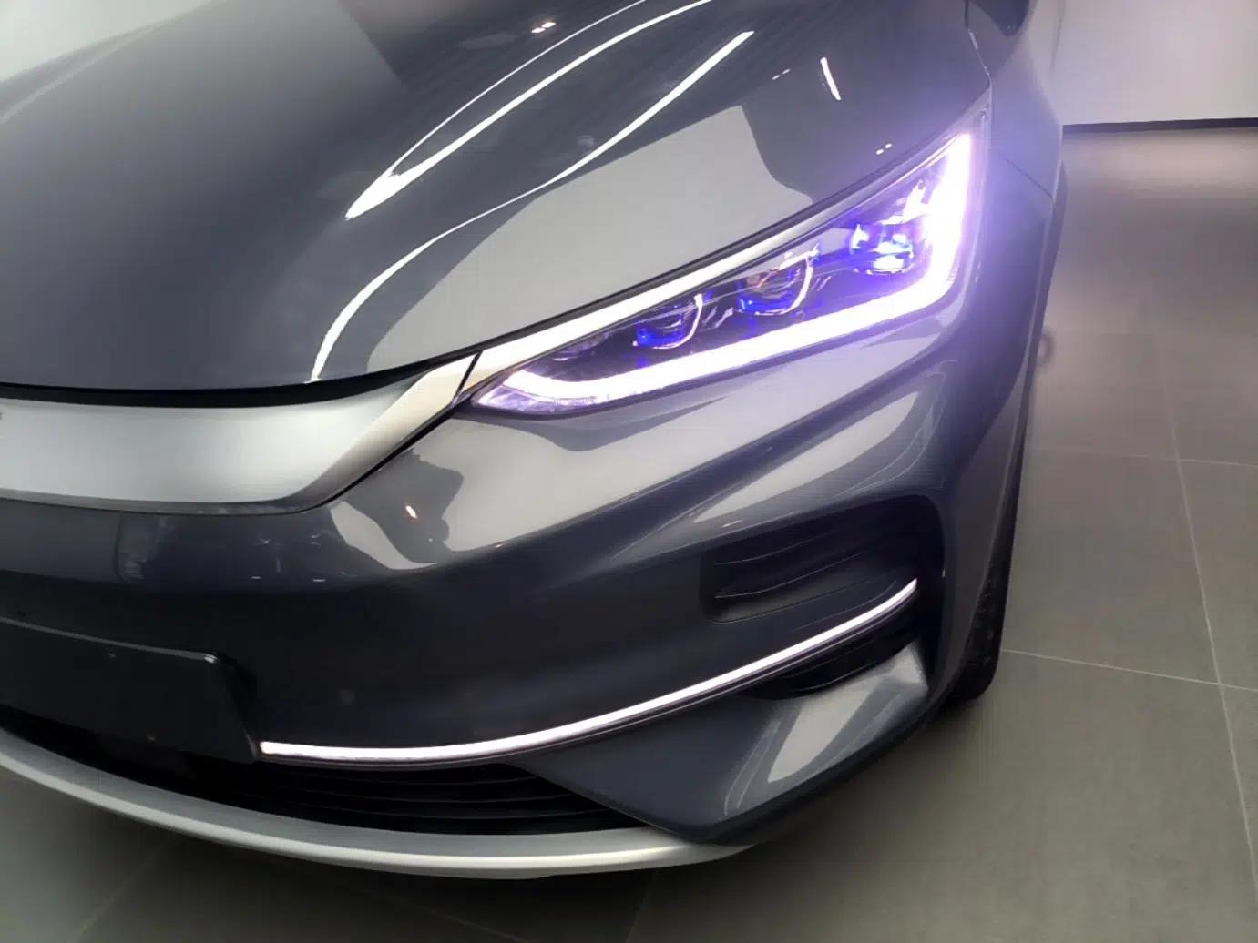 BYD Tang New Energy 2022 EV 600KM Luxury Model — миниатюра 6