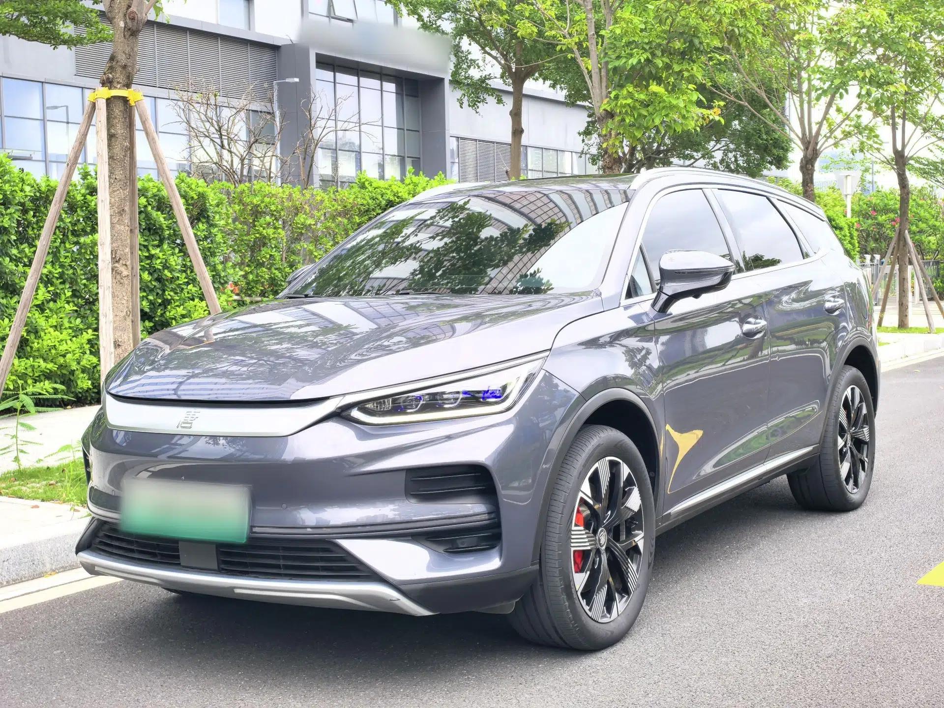 BYD Tang New Energy 2024 EV Champion Edition 730KM Deluxe Model — миниатюра 1