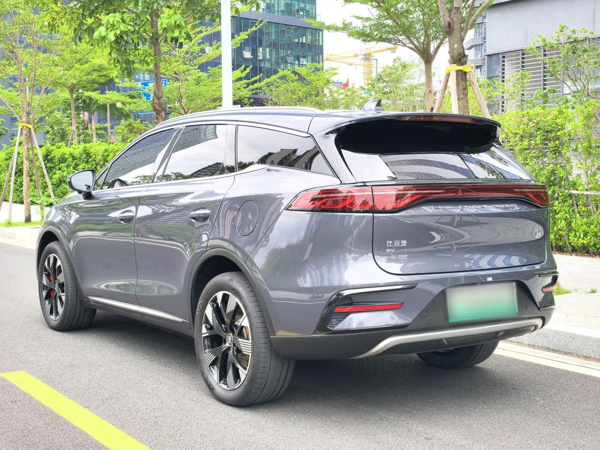 BYD Tang New Energy 2024 EV Champion Edition 730KM Deluxe Model — миниатюра 17