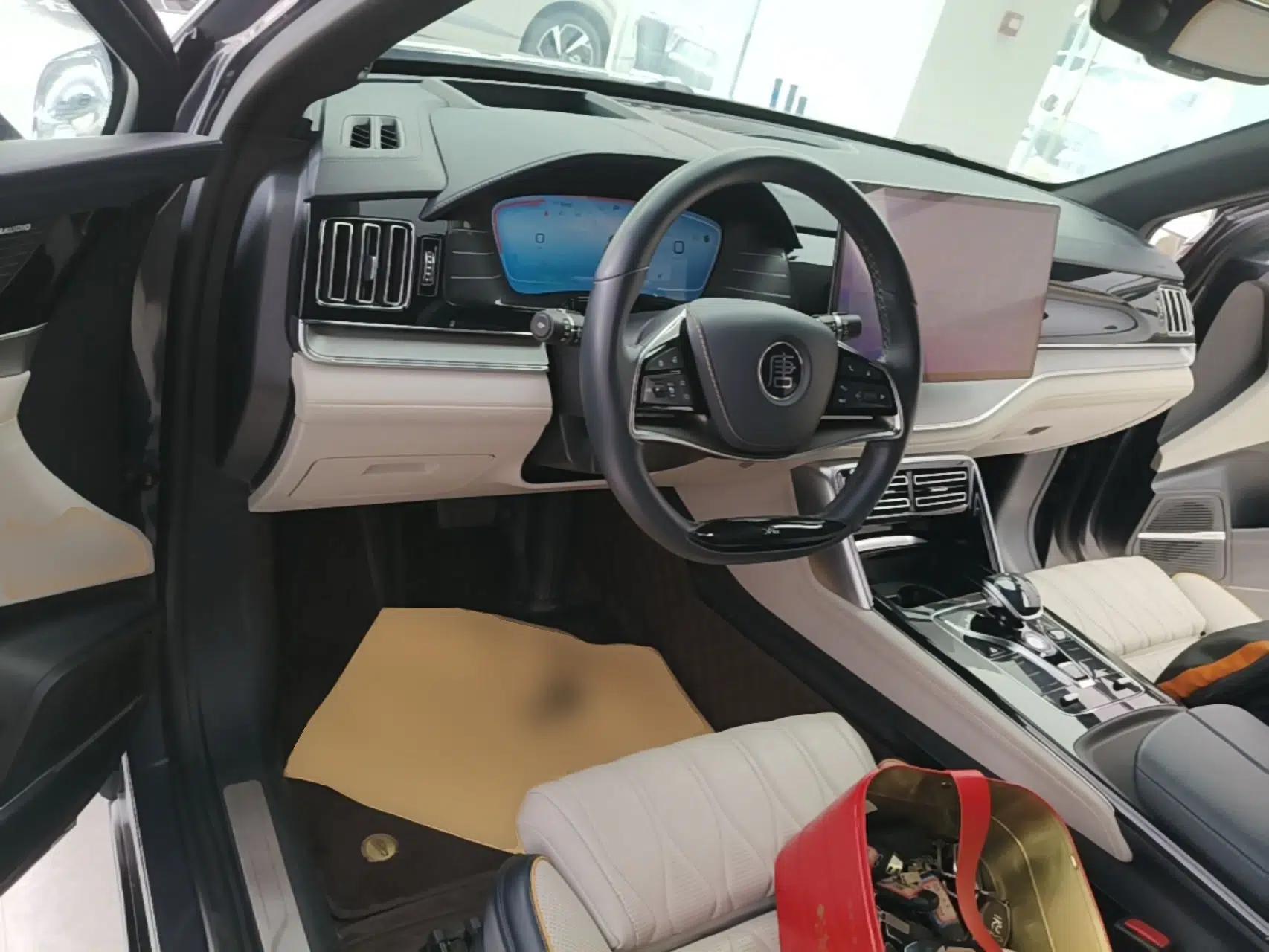 BYD Tang New Energy 2022 DM-p 215KM Four-Wheel Drive Flagship Model — миниатюра 17
