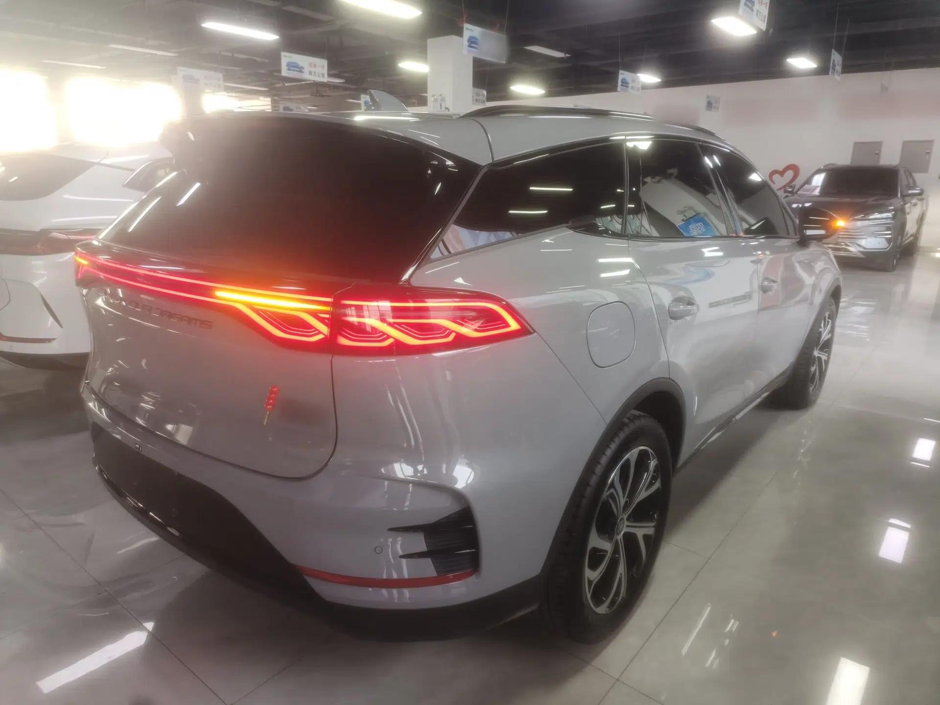 BYD Tang New Energy 2025 DM-i 115KM Prestige Model — миниатюра 6