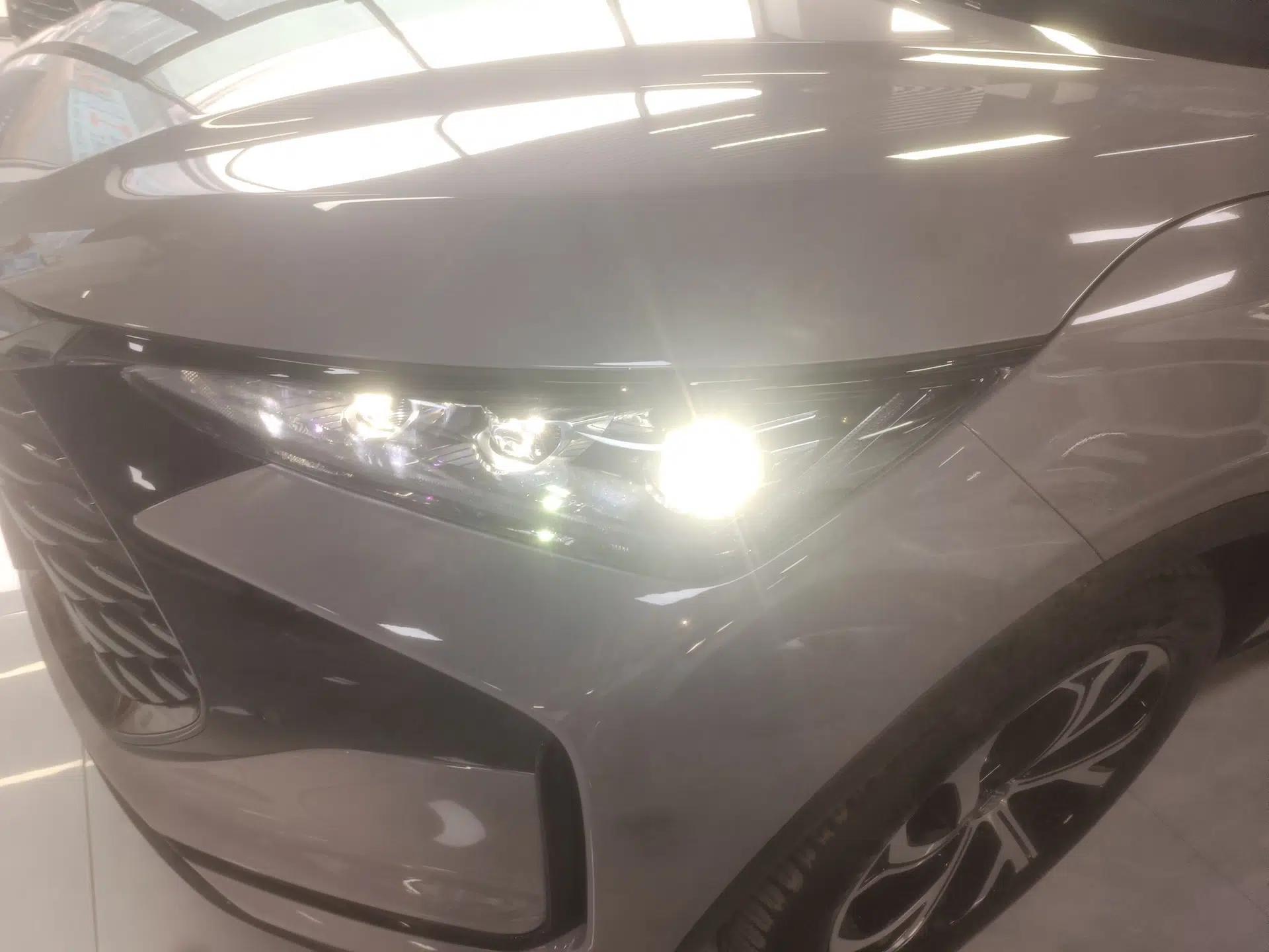 BYD Tang New Energy 2025 DM-i 115KM Prestige Model — миниатюра 8
