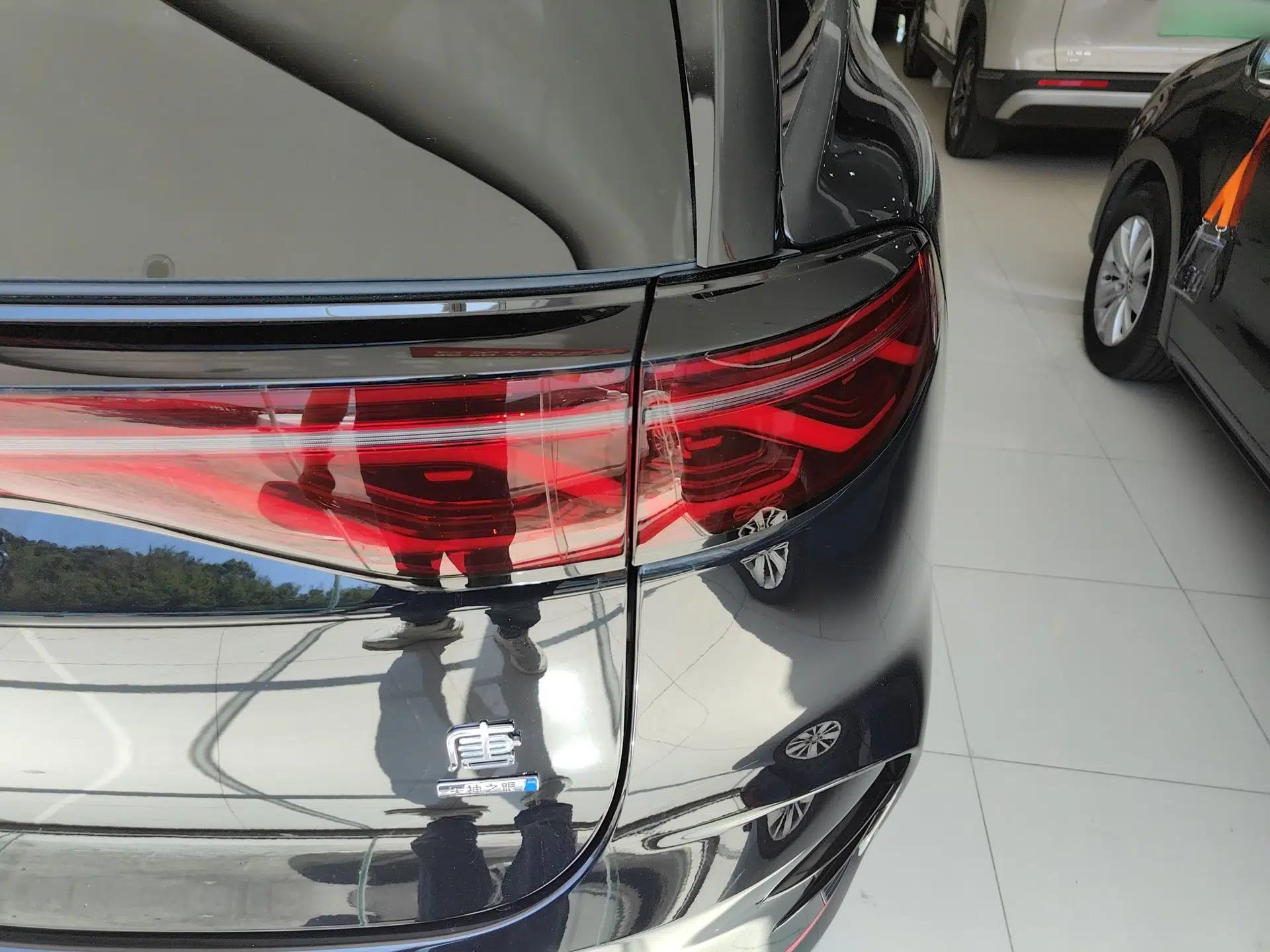 BYD Tang New Energy 2025 Intelligent Driving Version DM-i 115KM Flagship Edition — миниатюра 4