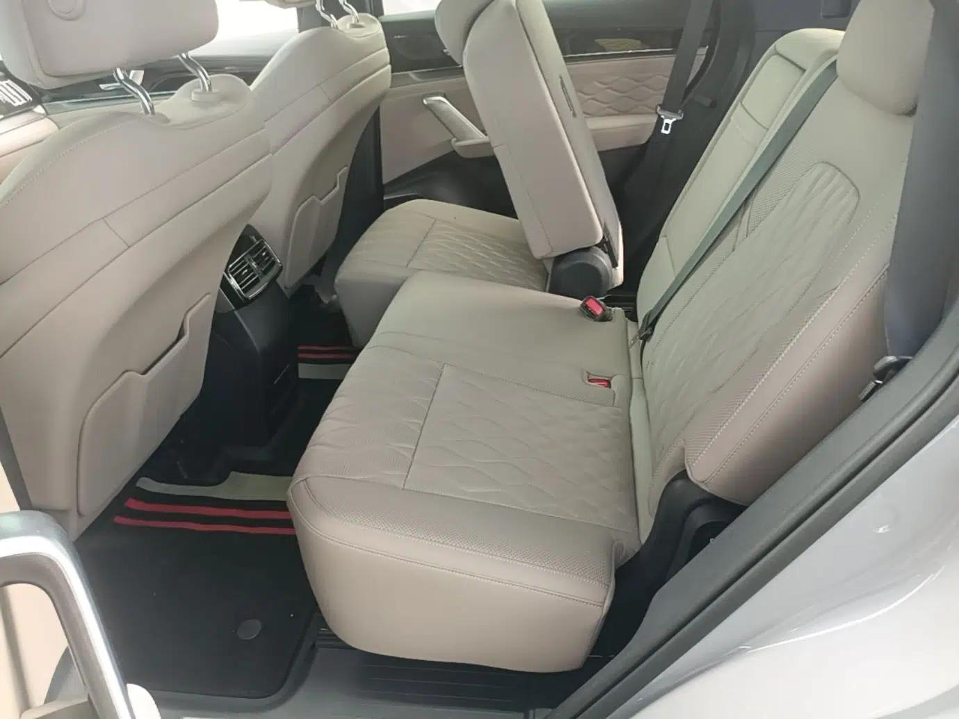 BYD Tang New Energy 2025 Intelligent Driving Version DM-i 115KM Flagship Edition — миниатюра 20