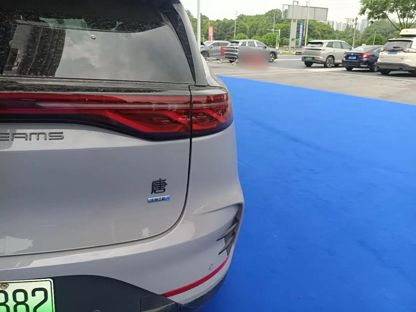 BYD Tang New Energy 2025 Intelligent Driving Version DM-i 115KM Flagship Edition — миниатюра 9