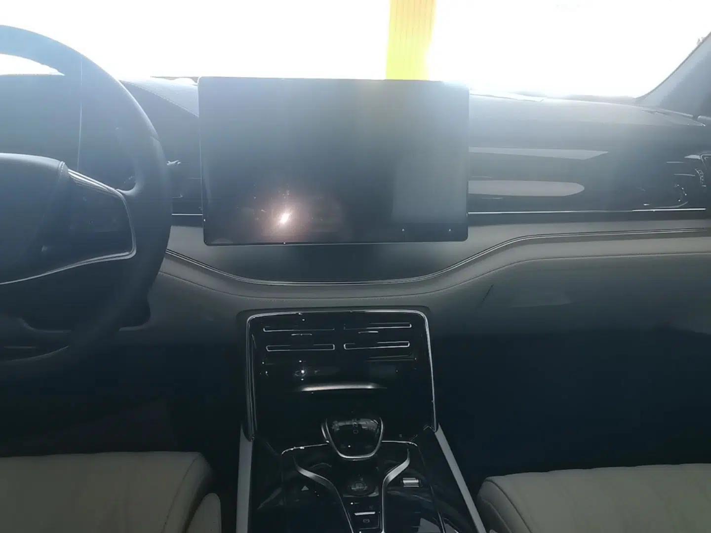 BYD Tang New Energy 2022 DM-p 215KM Four-Wheel Drive Flagship Model — миниатюра 20