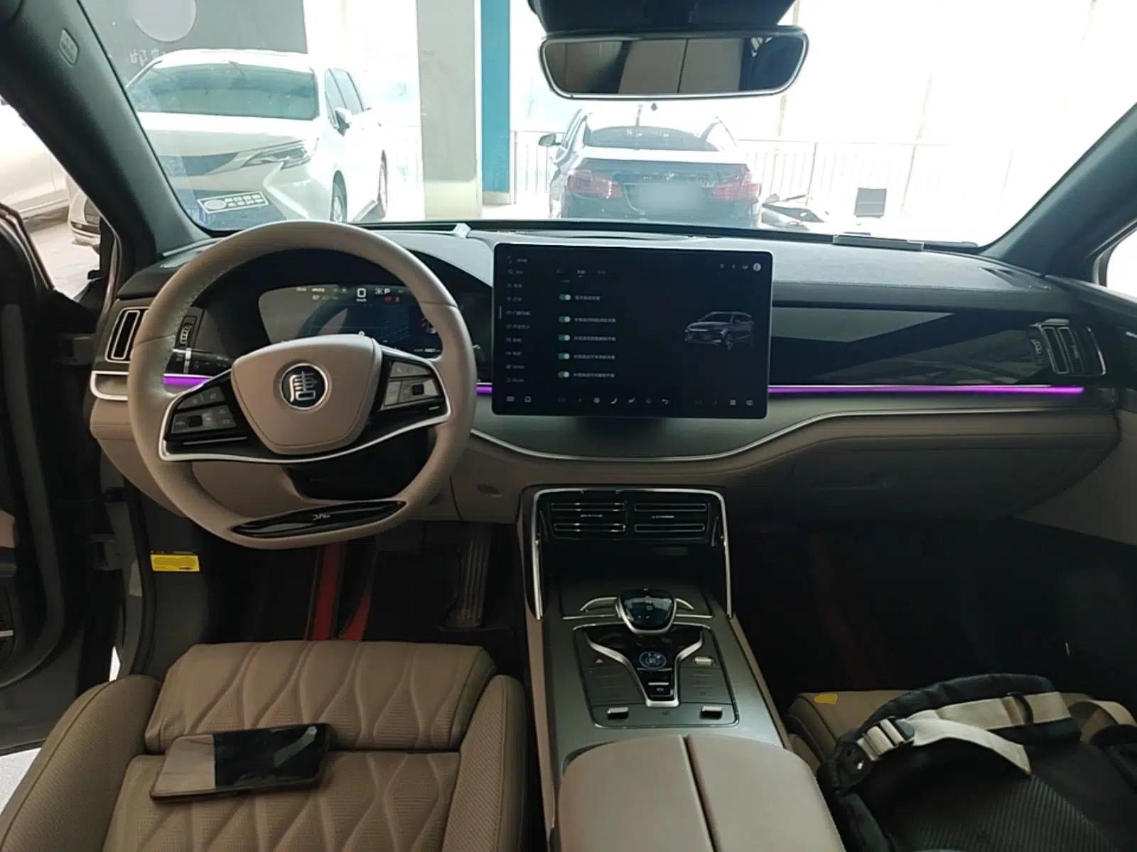 BYD Tang New Energy 2025 DM-i 115KM Cloud Ride Flagship Model — миниатюра 17