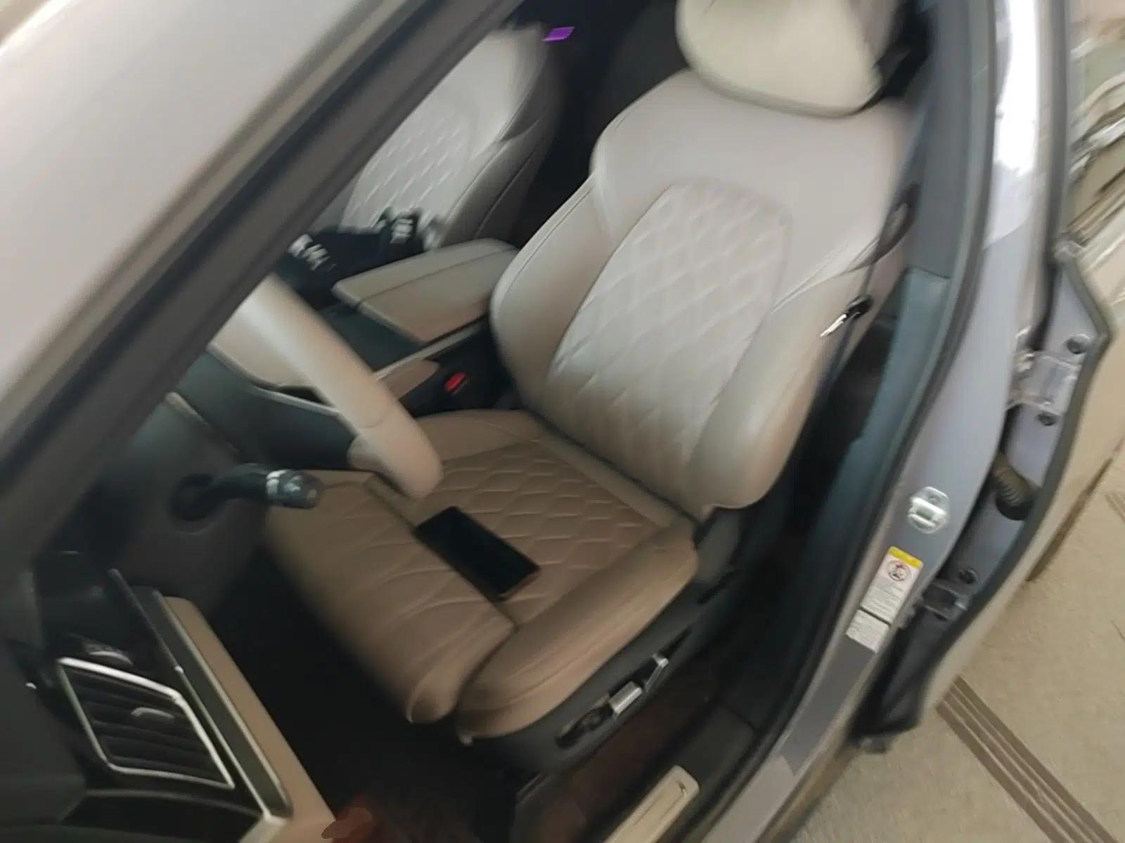 BYD Tang New Energy 2025 DM-i 115KM Cloud Ride Flagship Model — миниатюра 22