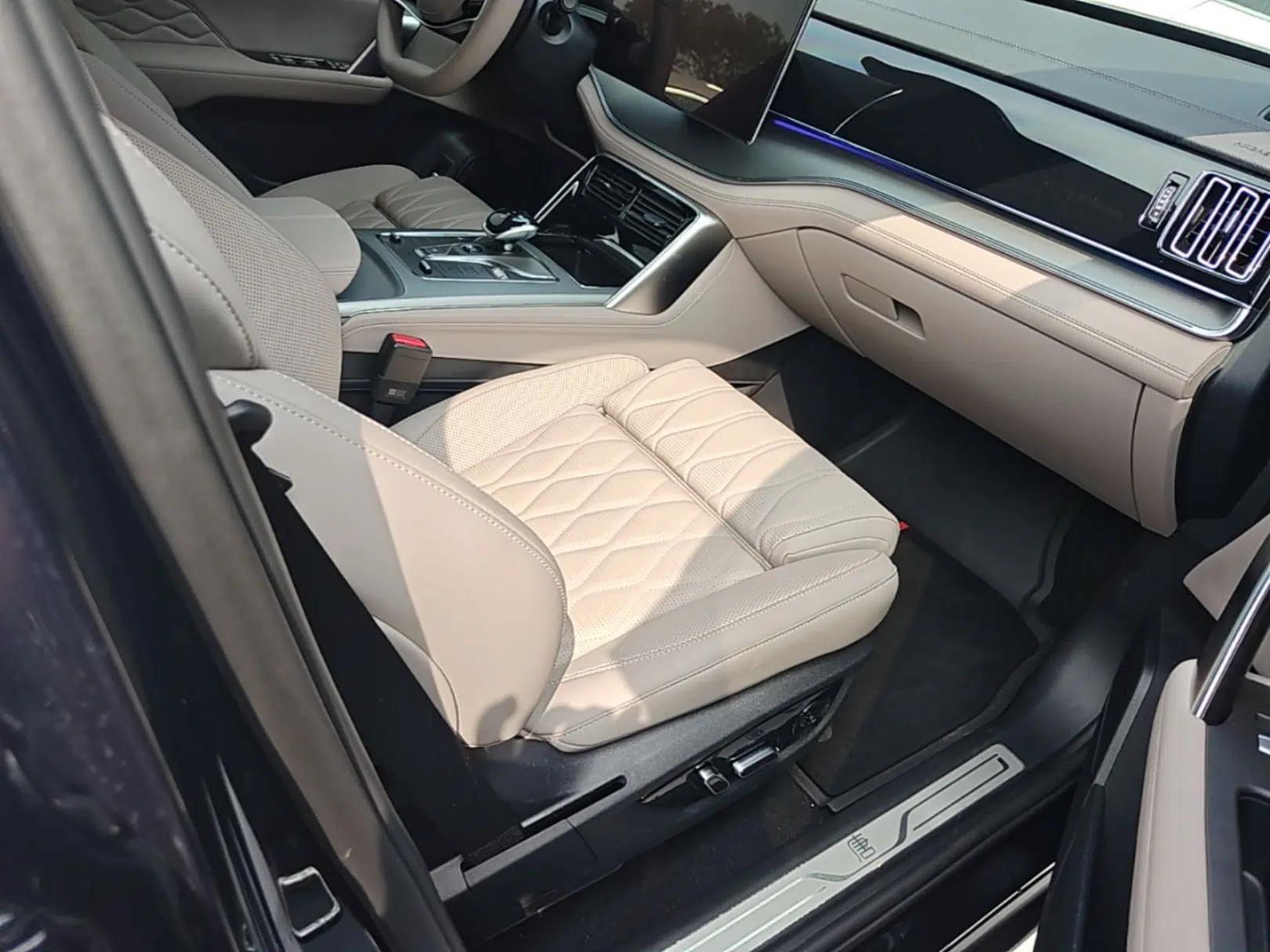 BYD Tang New Energy 2025 Intelligent Driving Version DM-i 115KM Flagship Edition — миниатюра 19