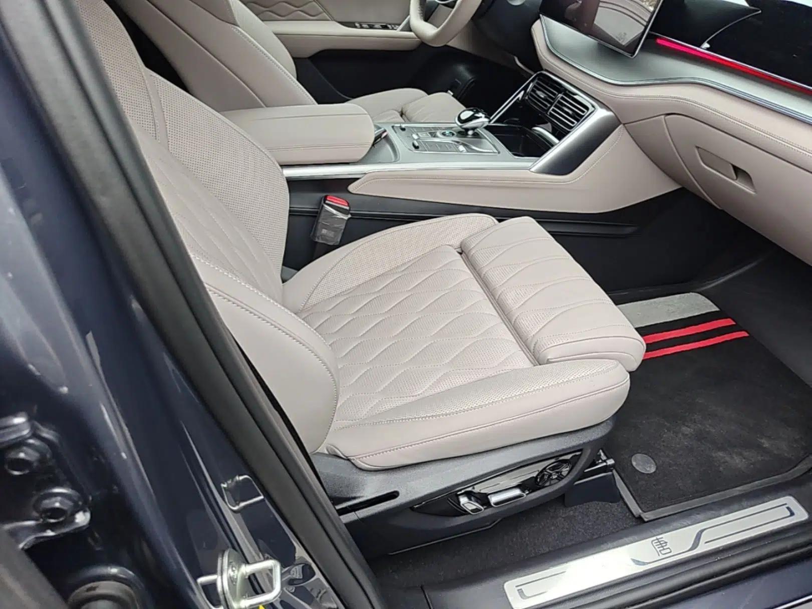 BYD Tang New Energy 2025 Intelligent Driving Version DM-i 115KM Flagship Edition — миниатюра 22