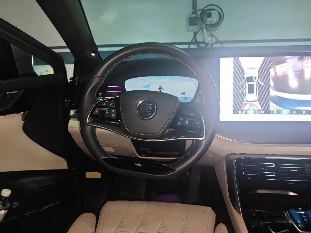 BYD Tang New Energy 2022 DM-p 215 km All-Wheel-Drive Deluxe Model — миниатюра 10