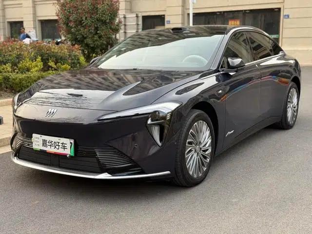 2025 Avenir L7