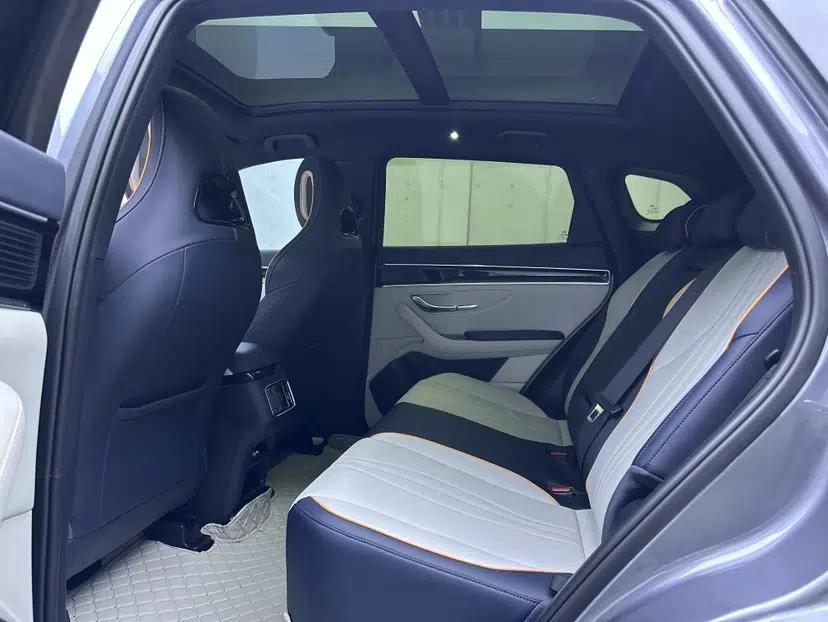 BYD Song PLUS New Energy 2024 HONOR Edition DM-i 71km Luxury Model — миниатюра 30