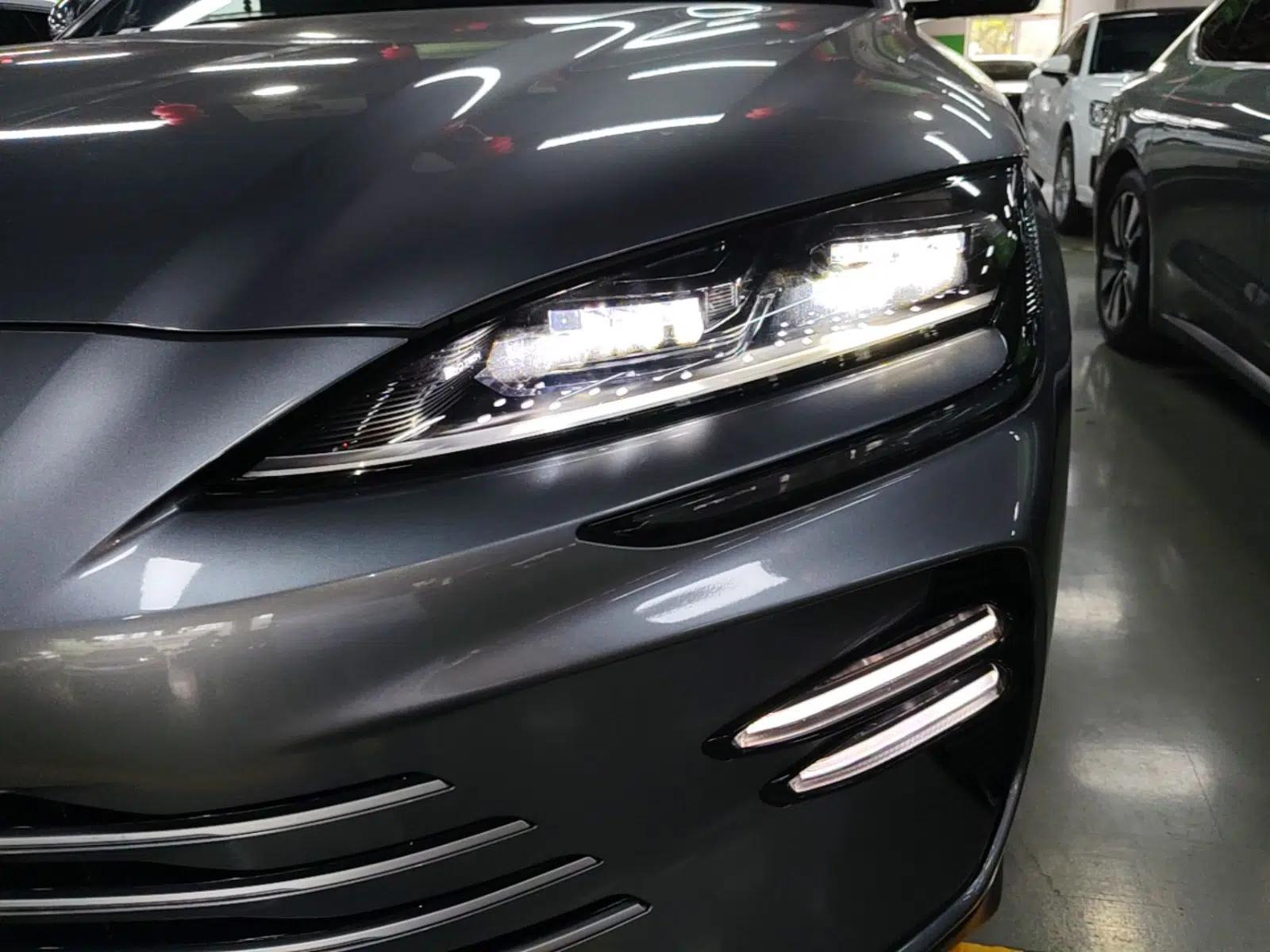 BYD Song PLUS New Energy 2024 HONOR Edition DM-i 71km Luxury Model — миниатюра 8