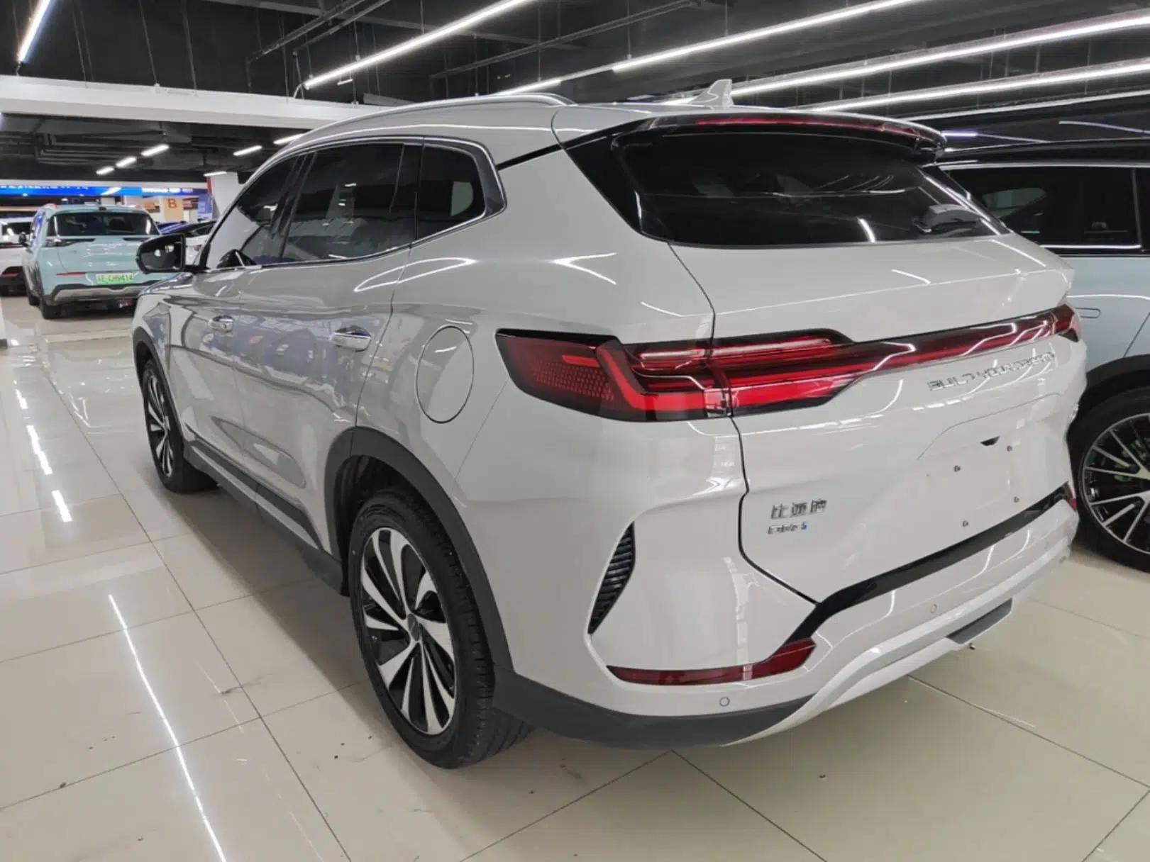 BYD Song PLUS New Energy 2023 Champion Edition DM-i 150KM Flagship PLUS — миниатюра 4