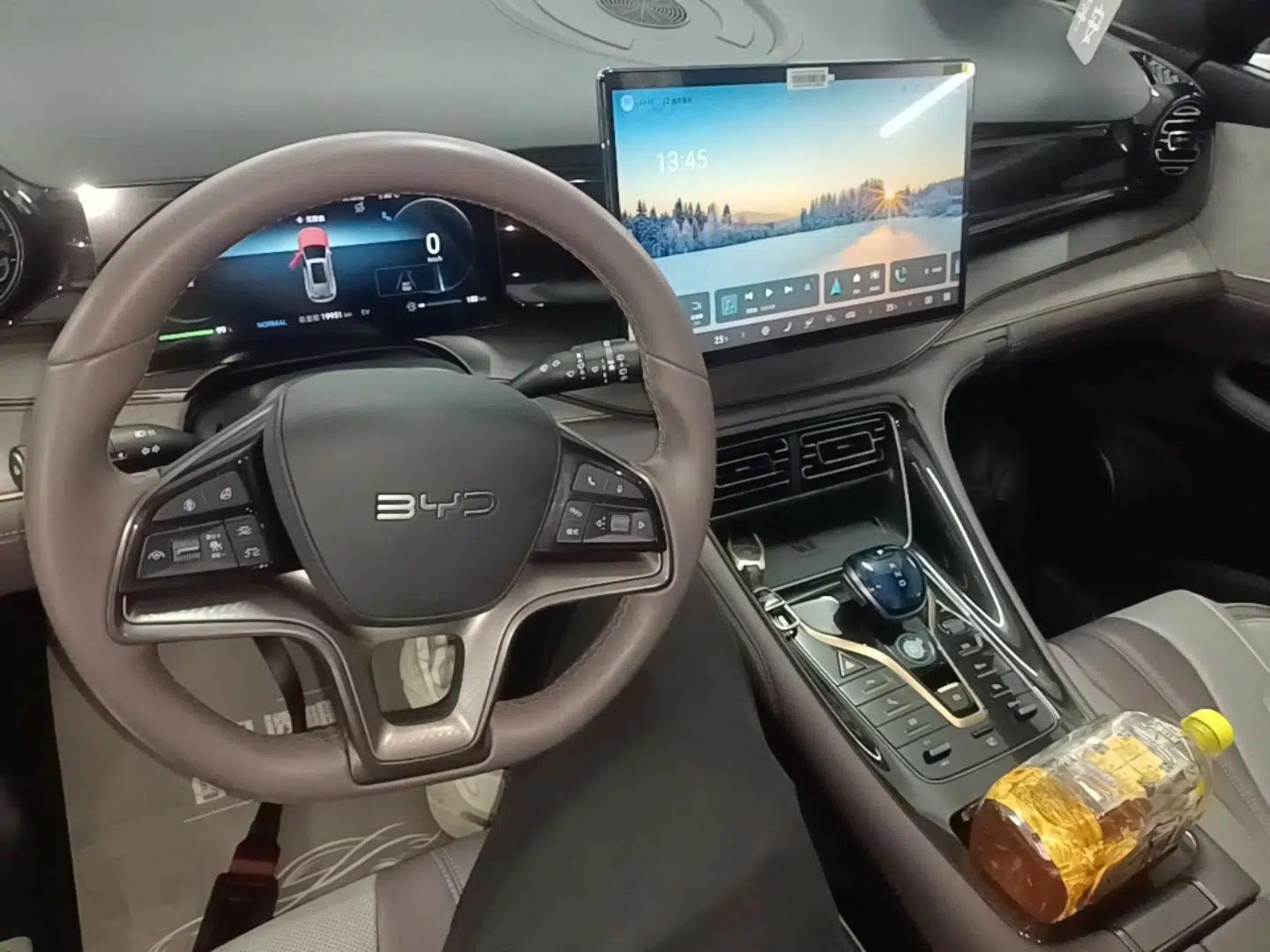 BYD Frigate 07 2024 HONOR Edition DM-i 100KM Luxury Model — миниатюра 12