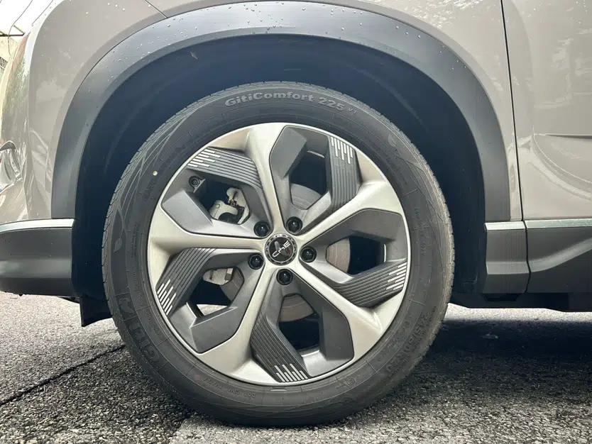 BYD Frigate 07 2024 HONOR Edition DM-i 100KM Luxury Model — миниатюра 8