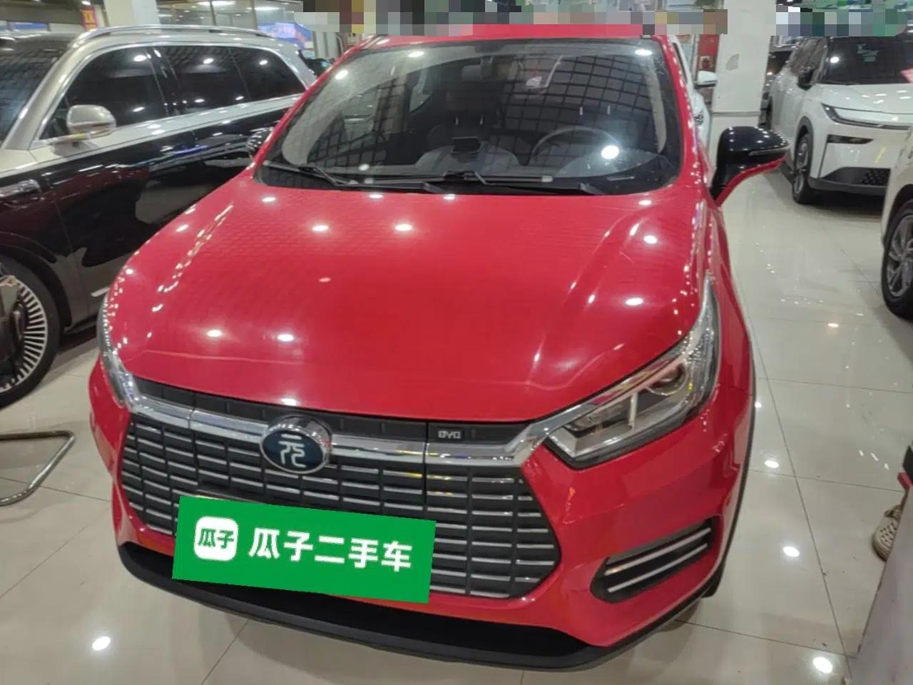 BYD Yuan New Energy 2019 EV360 Smart Connect Leading Model — миниатюра 2
