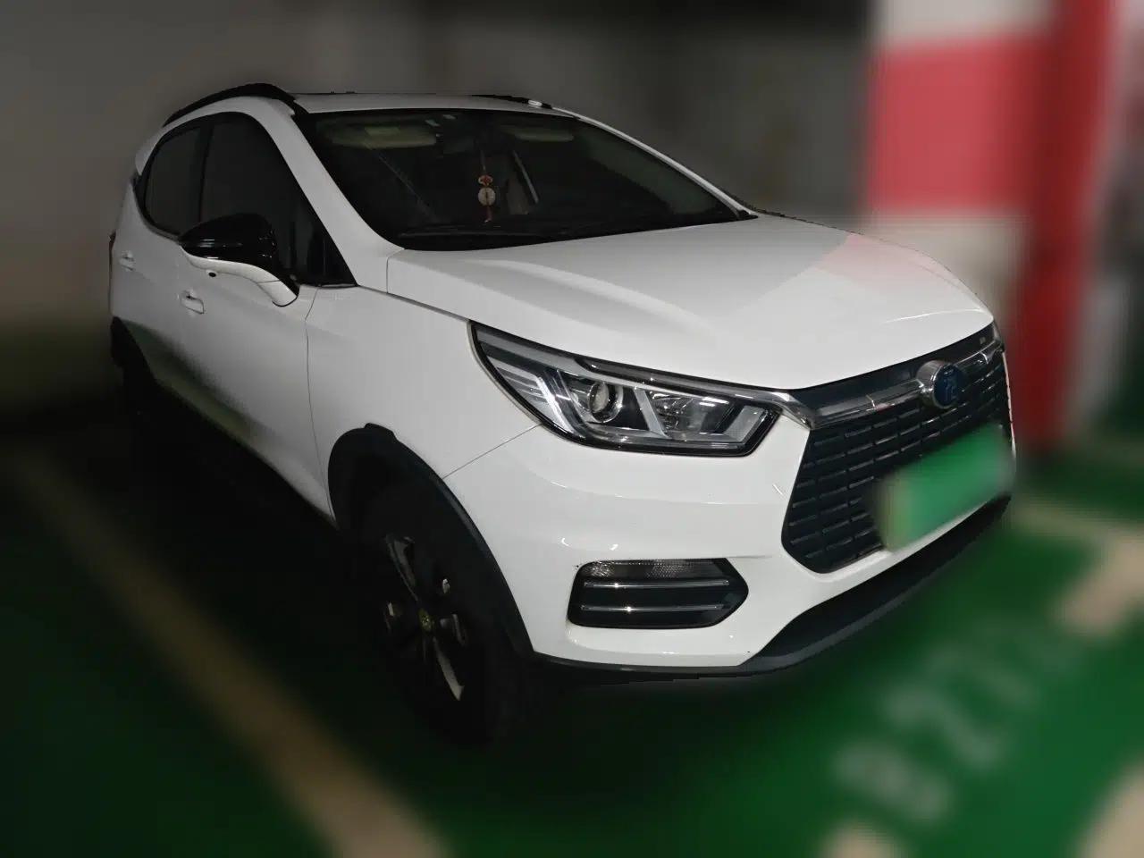 BYD Yuan New Energy 2018 EV360 Smart Connect Cool Edition — миниатюра 3