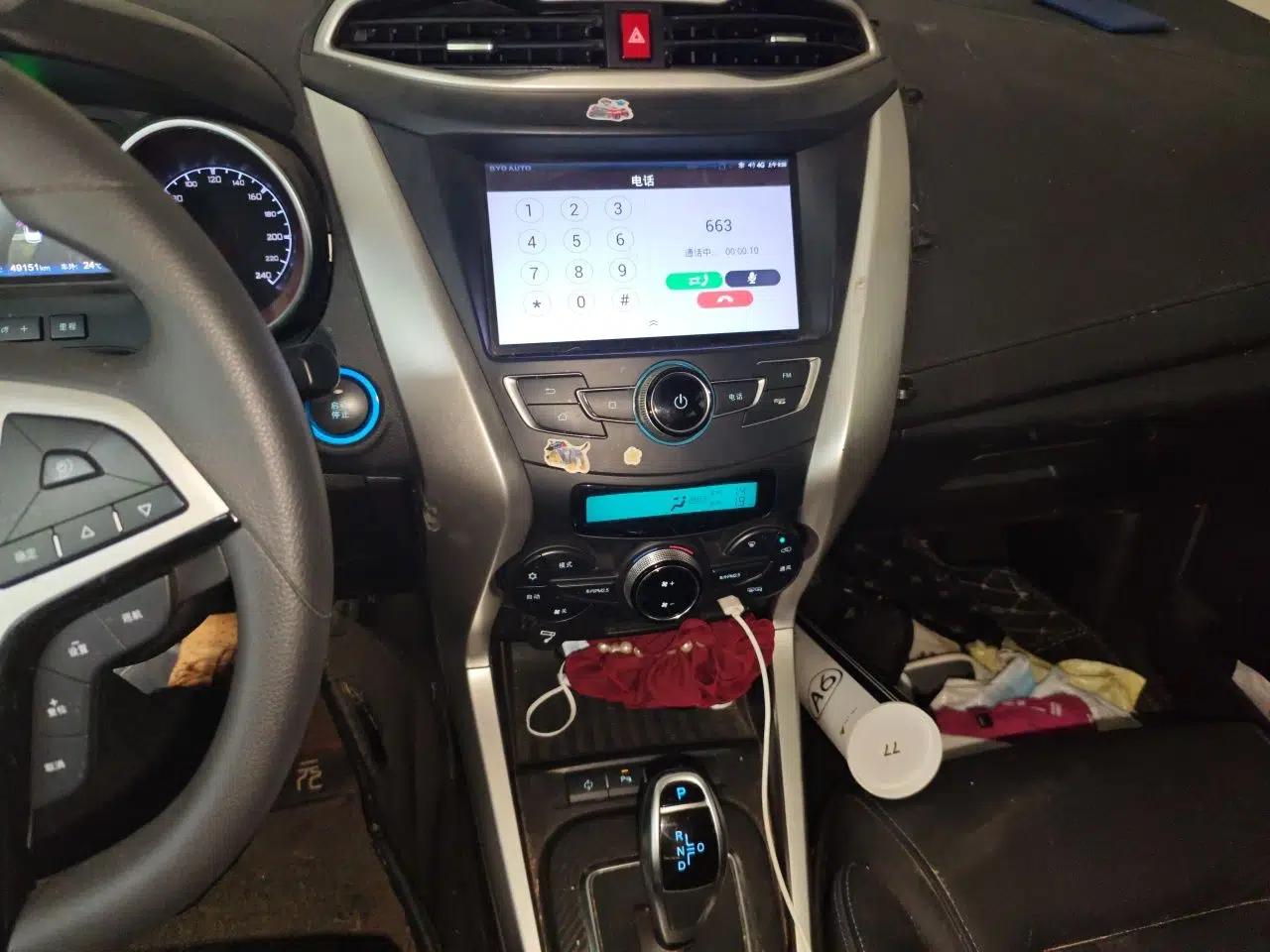 BYD Yuan New Energy 2018 EV360 Smart Connect Cool Edition — миниатюра 13