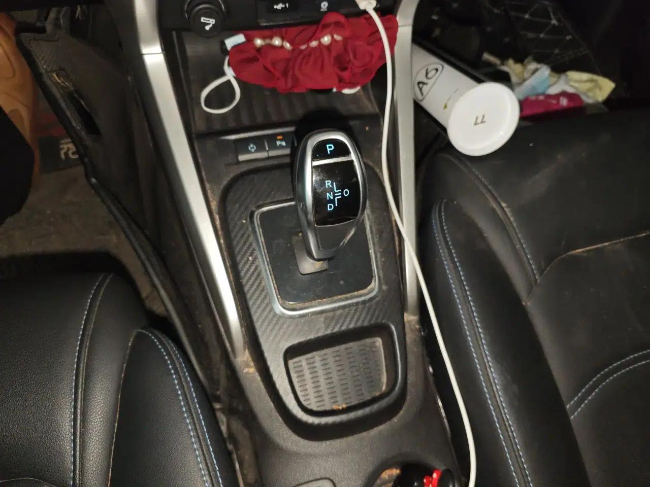 BYD Yuan New Energy 2018 EV360 Smart Connect Cool Edition — миниатюра 14