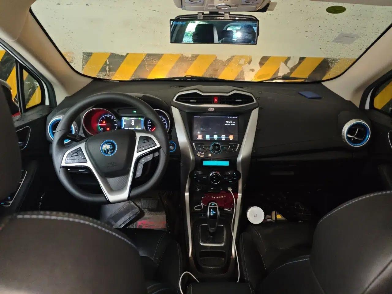 BYD Yuan New Energy 2018 EV360 Smart Connect Cool Edition — миниатюра 9