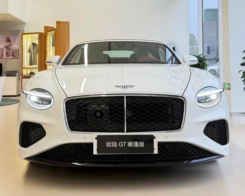 2026 Continental PHEV GT Convertible — миниатюра 2