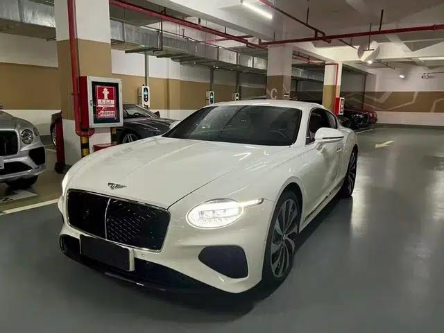 2026 Continental PHEV GT