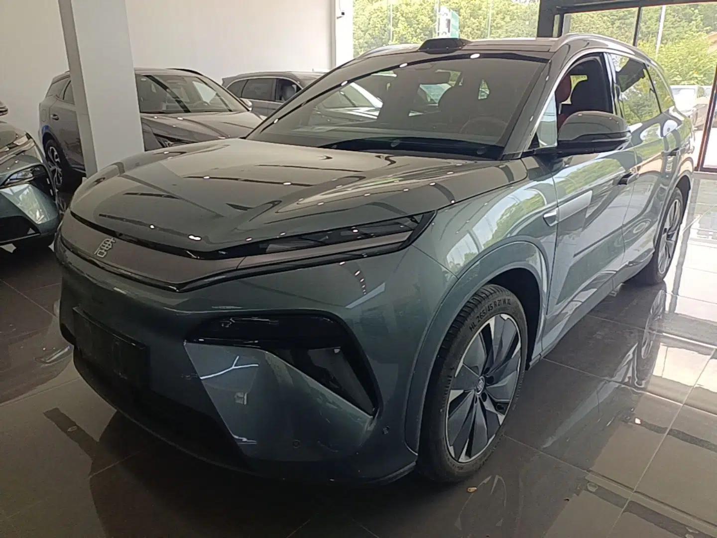 BYD Tang L 2025 EV 600KM All-Wheel-Drive LiDAR Flagship Model — миниатюра 1