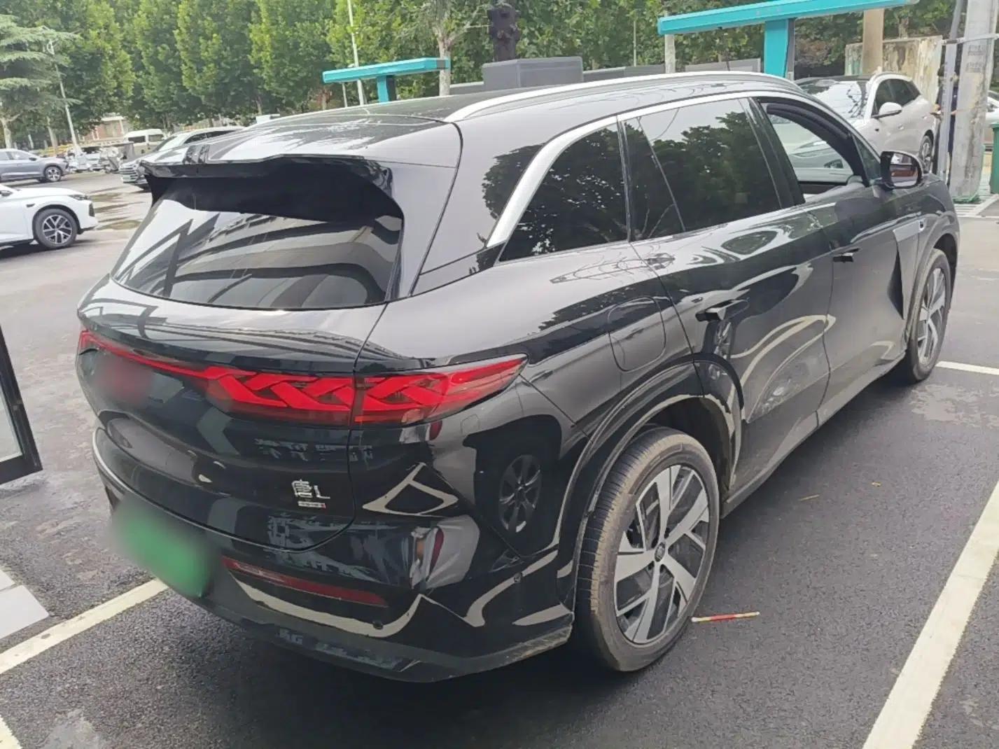 BYD Tang L 2025 EV with 670 km Range LiDAR and Premium Features — миниатюра 6