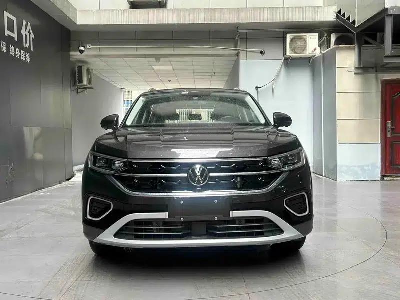 Tayron 2025 Facelift Edition 300TSI 2WD — миниатюра 2