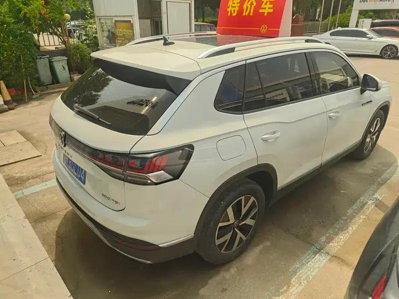 Tayron 2023 330TSI 2WD Luxury Plus Advanced Edition — миниатюра 3