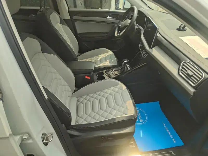 Tayron 2023 330TSI 2WD Luxury Plus Advanced Edition — миниатюра 4