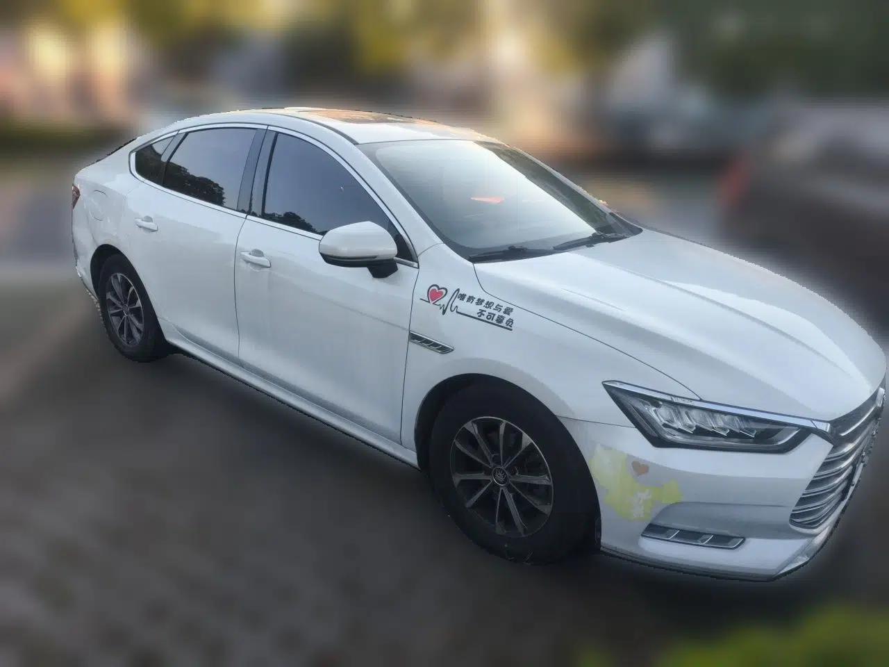 BYD Qin Pro New Energy 2019 DM Super Edition 1.5TI Automatic Smart Connect X-Trail Model China VI Standard — миниатюра 3