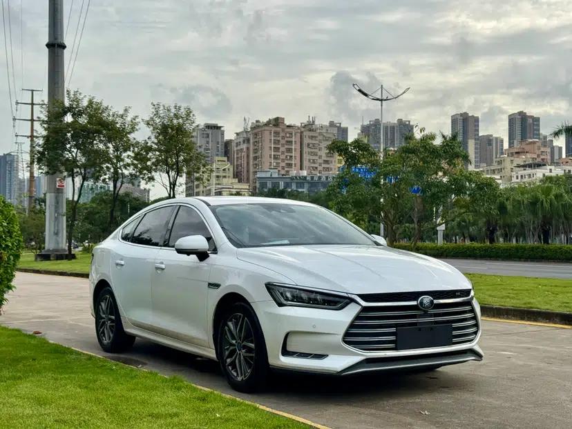 BYD Qin Pro New Energy 2018 DM 1.5TI Automatic Smart Connect Enjoyment Model — миниатюра 16