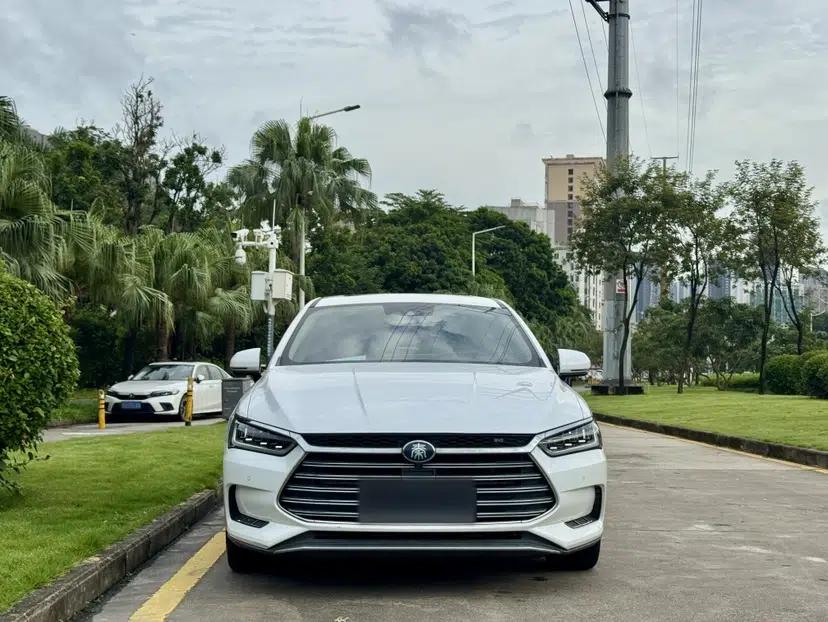 BYD Qin Pro New Energy 2018 DM 1.5TI Automatic Smart Connect Enjoyment Model — миниатюра 18