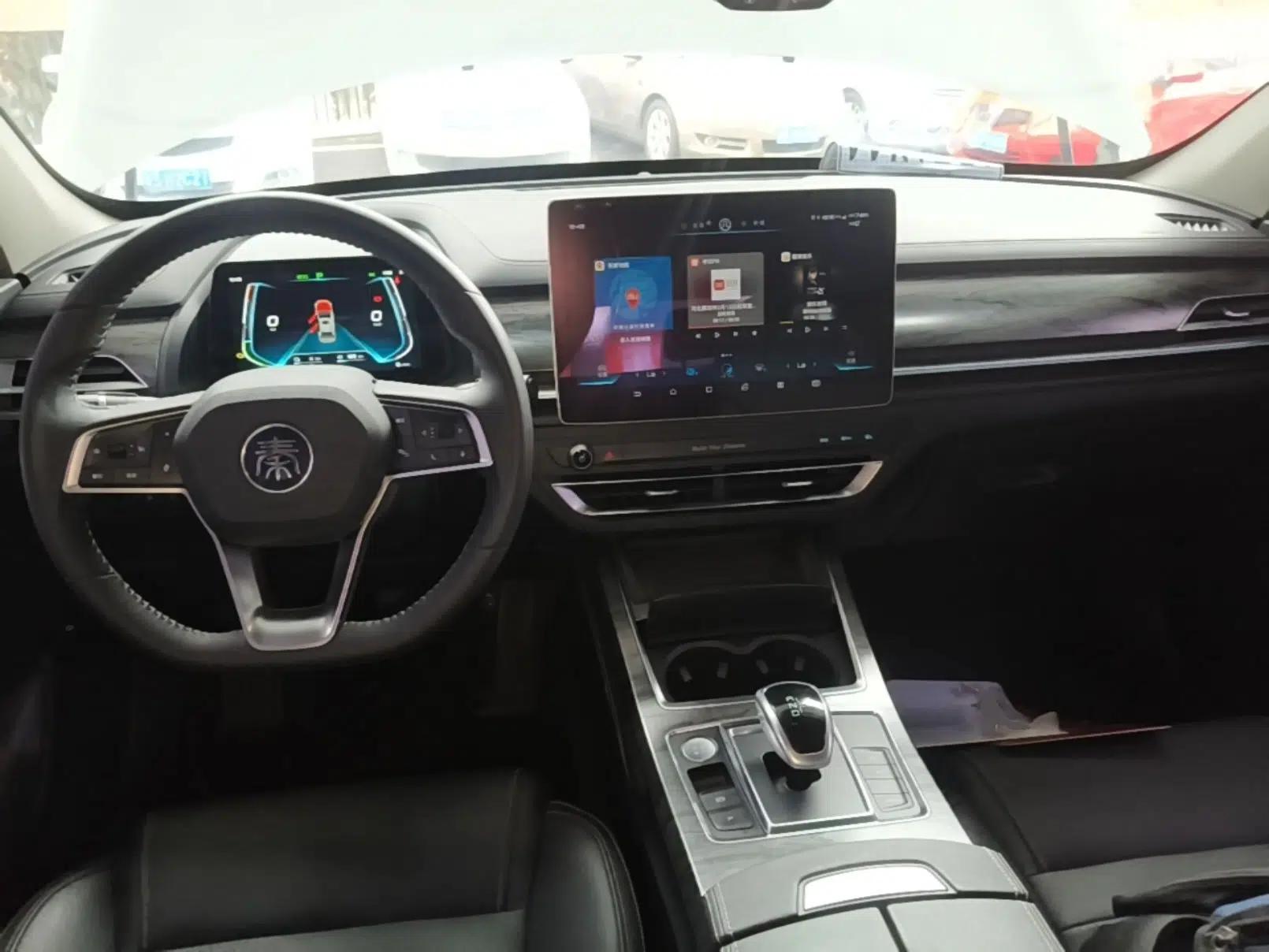 BYD Qin Pro New Energy 2018 DM 1.5TI Automatic Smart Connect Enjoyment Model — миниатюра 21