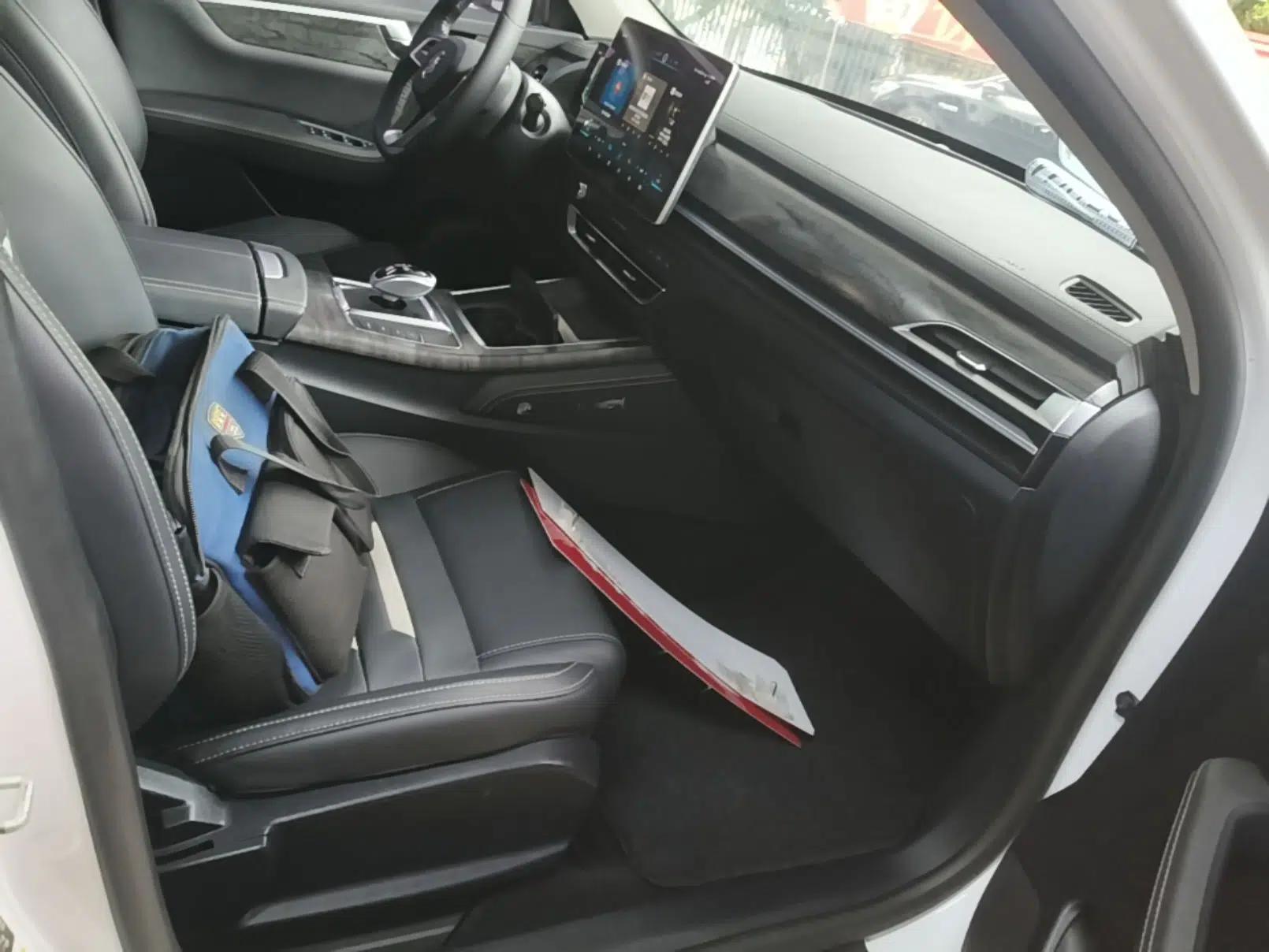 BYD Qin Pro New Energy 2018 DM 1.5TI Automatic Smart Connect Enjoyment Model — миниатюра 28