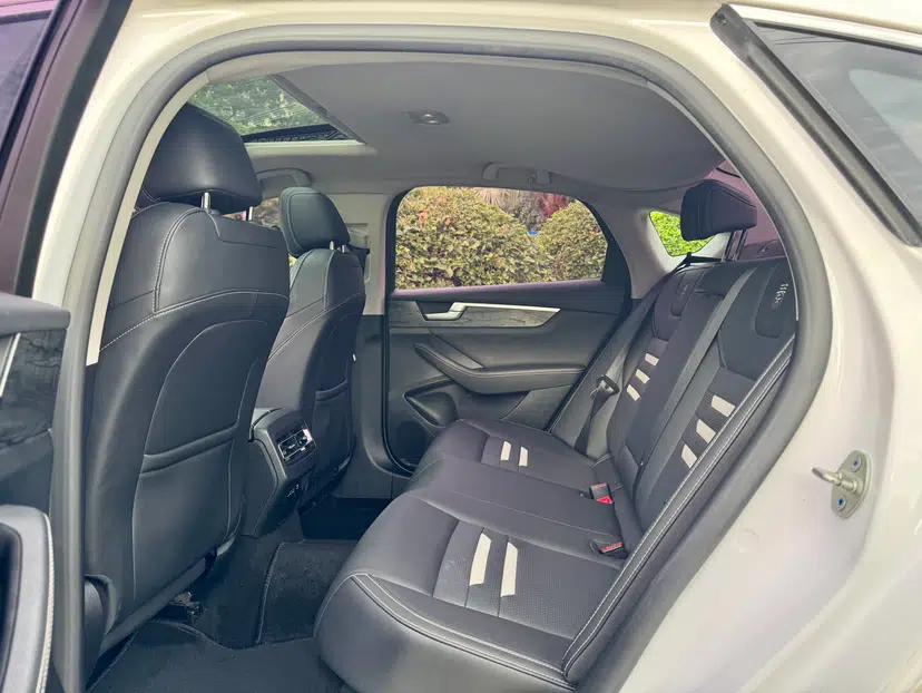 BYD Qin Pro New Energy 2018 DM 1.5TI Automatic Smart Connect Enjoyment Model — миниатюра 36