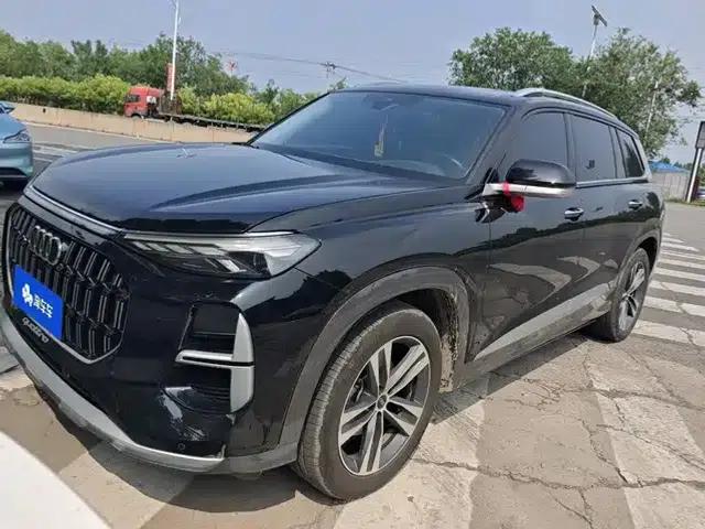 Audi Q6 2025 40 TFSI quattro Anniversary Edition, Feathered Package, 7-seater